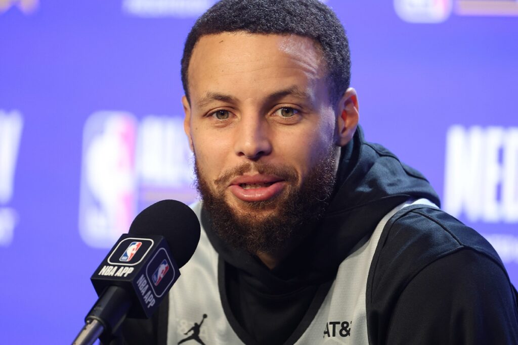 Stephen Curry surpreende ao falar sobre aposentadoria: &ldquo;Eu penso nisso&hellip;