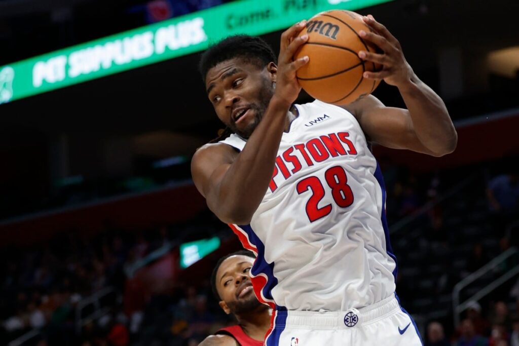 NBA: Pistons perde dois jogadores para o restante da temporada