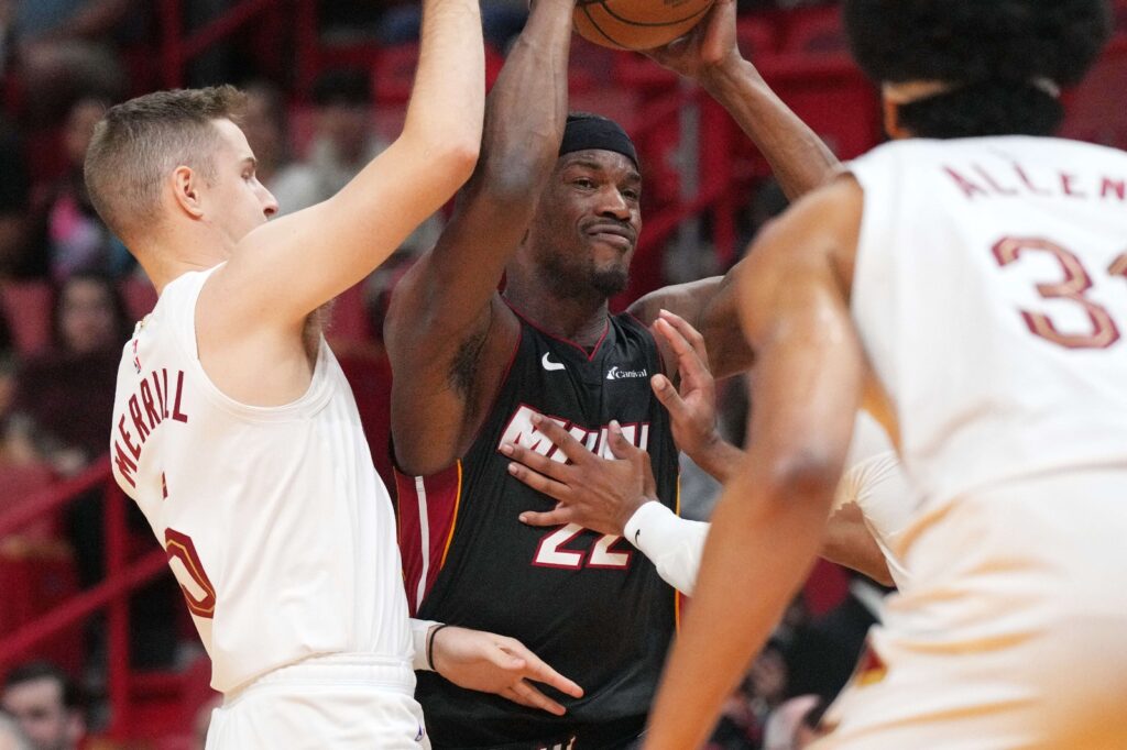 NBA: Butler aquece o cora&ccedil;&atilde;o de Miami em vit&oacute;ria arrasadora sobre os Cavaliers