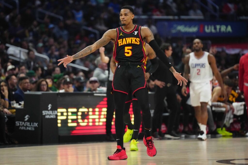 NBA: DeJounte Muray estraga momento hist&oacute;rico de James Harden em vit&oacute;ria dos Hawks