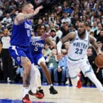 NBA: Jogador dos Clippers for&ccedil;a a barra e leva multa da Liga