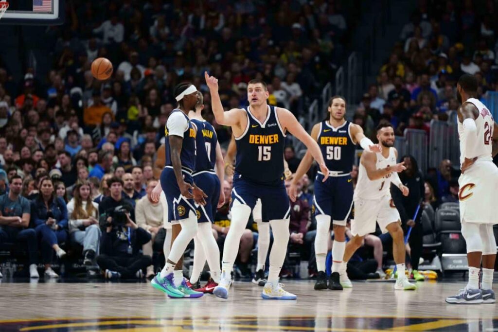 NBA: Jokic e KCP brilham e Nuggets vencem Cavaliers em Denver