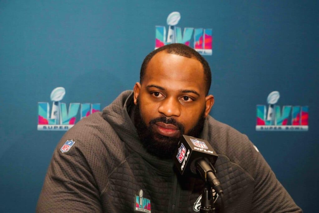 NFL: Lenda dos Eagles anuncia aposentadoria após 12 anos