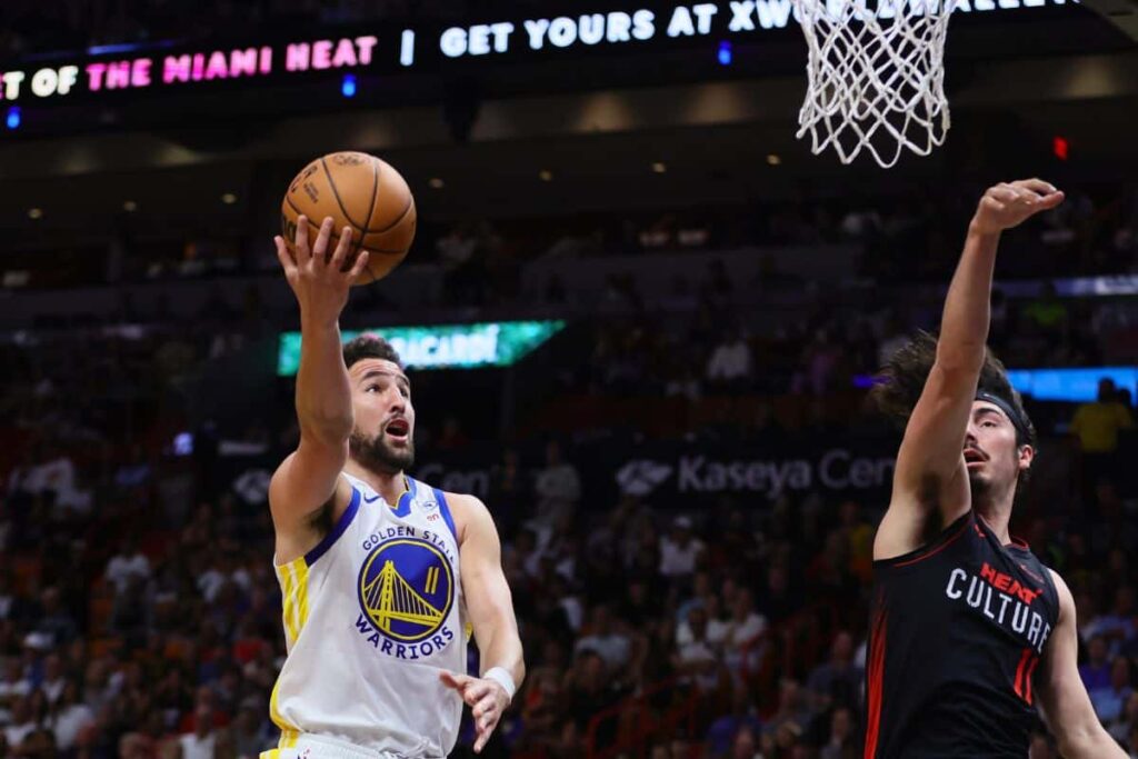 NBA: Klay Thompson d&aacute; show e comanda vit&oacute;ria dos Warriors sobre o Heat