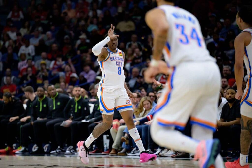 NBA: Thunder se esfor&ccedil;a para vencer Pelicans em jogo disputado