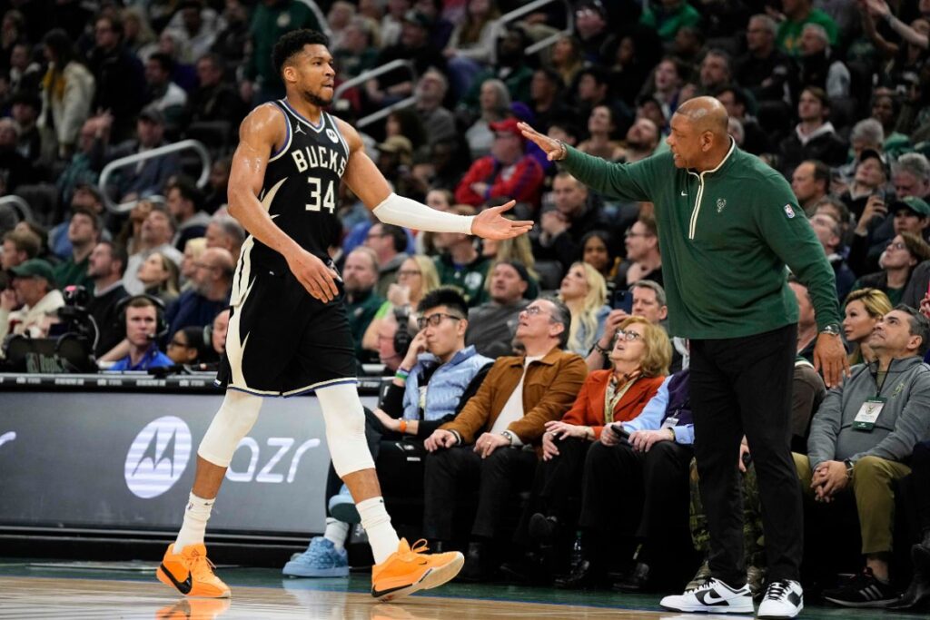 NBA: Giannis decide e comanda vit&oacute;ria dos Bucks sobre os 76ers