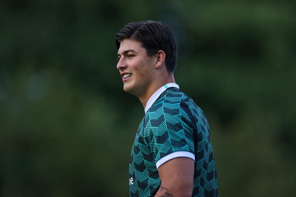 NFL: ex-jogador de rugby pode se juntar a Kelce e Mahomes nos Chiefs&nbsp;