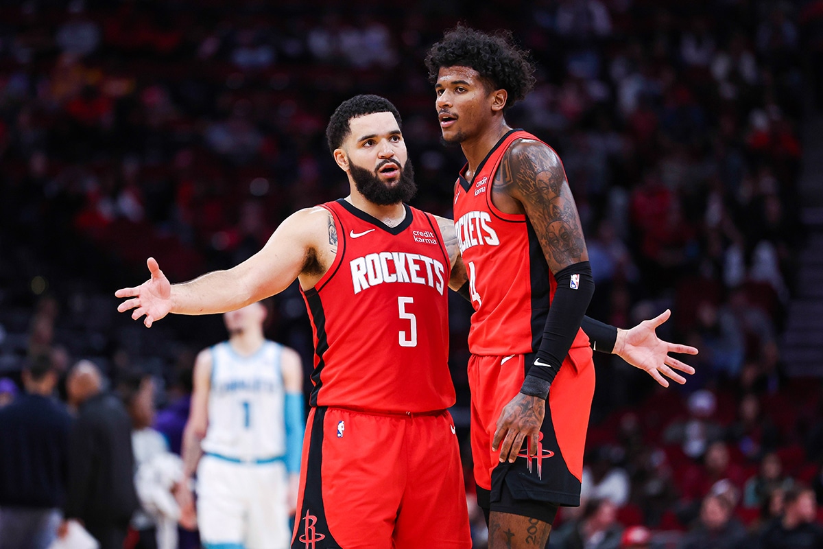 NBA: Rockets seguem &lsquo;ca&ccedil;ada&rsquo; aos Warriors e chegam a 11 vit&oacute;rias&nbsp;seguidas