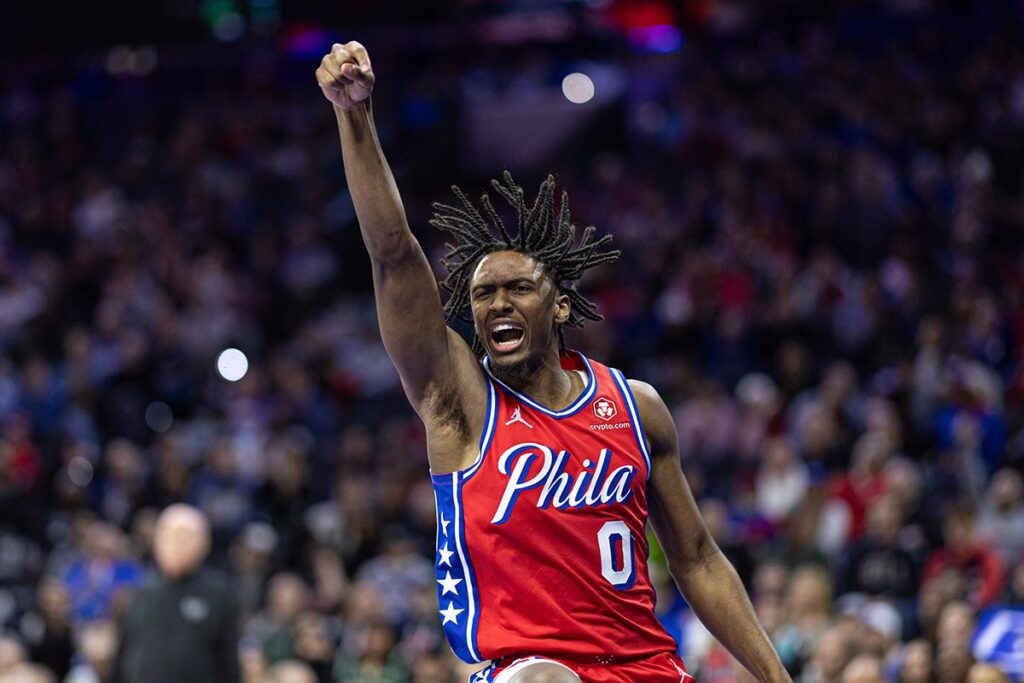 NBA: Dupla de 64 pontos decide para os 76ers em duelo apertado contra os Hornets