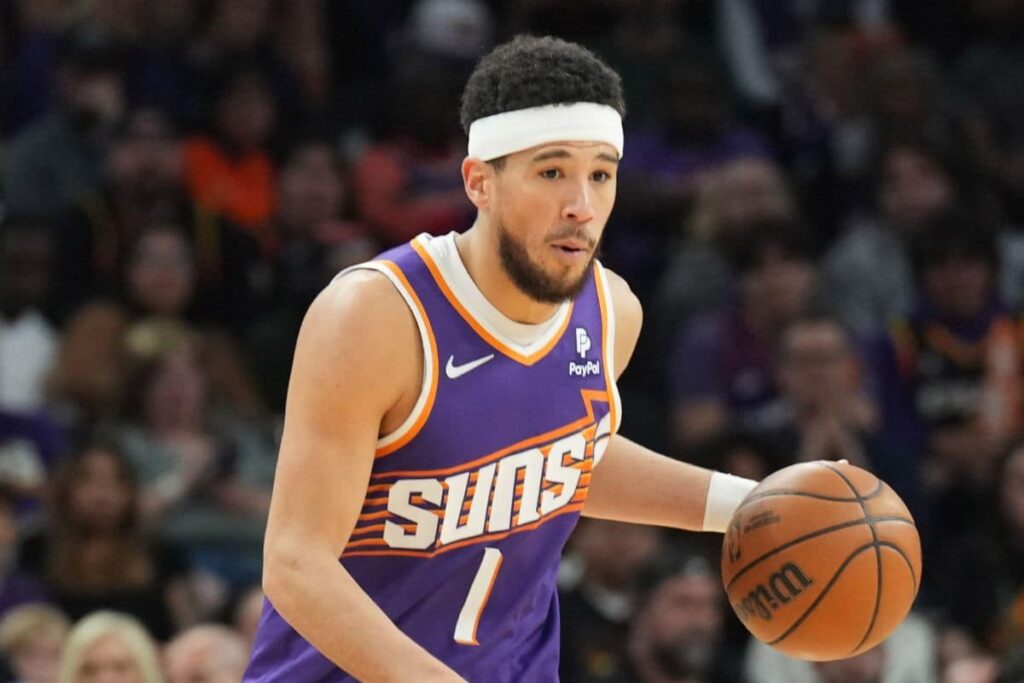 NBA: Devin Booker sofre les&atilde;o e desfalca Suns em momento delicado