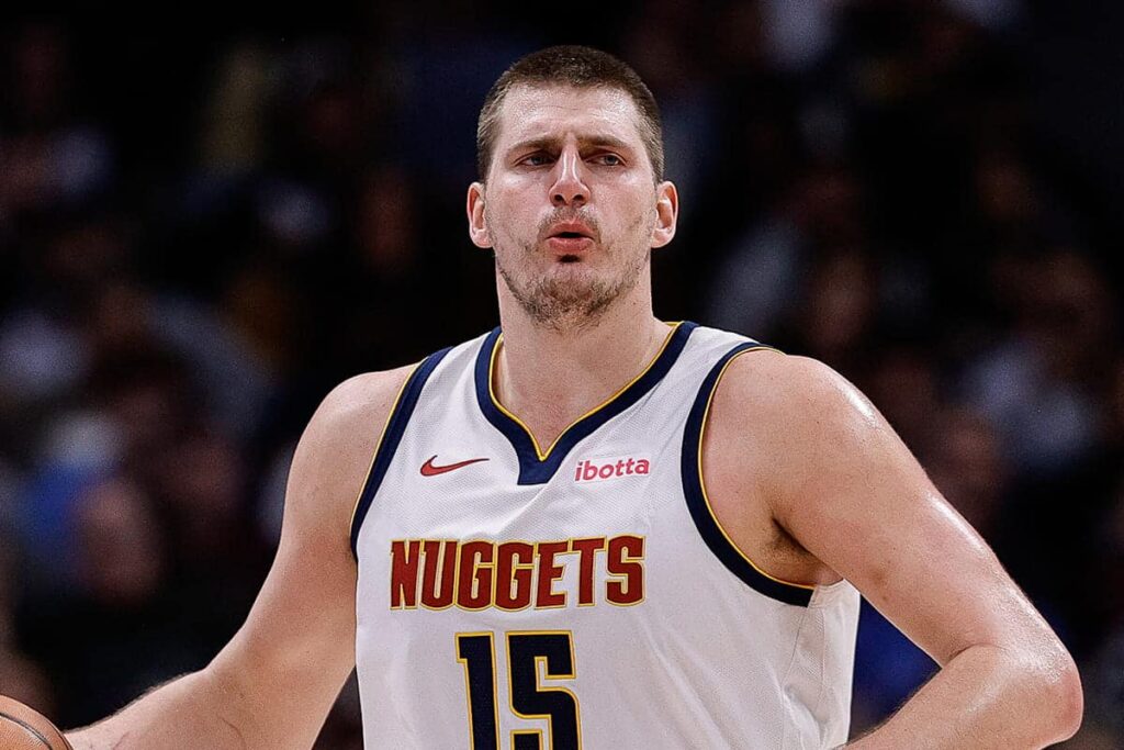 NBA: Denver Nuggets varre Celtics e Jokic atinge marca in&eacute;dita na temporada