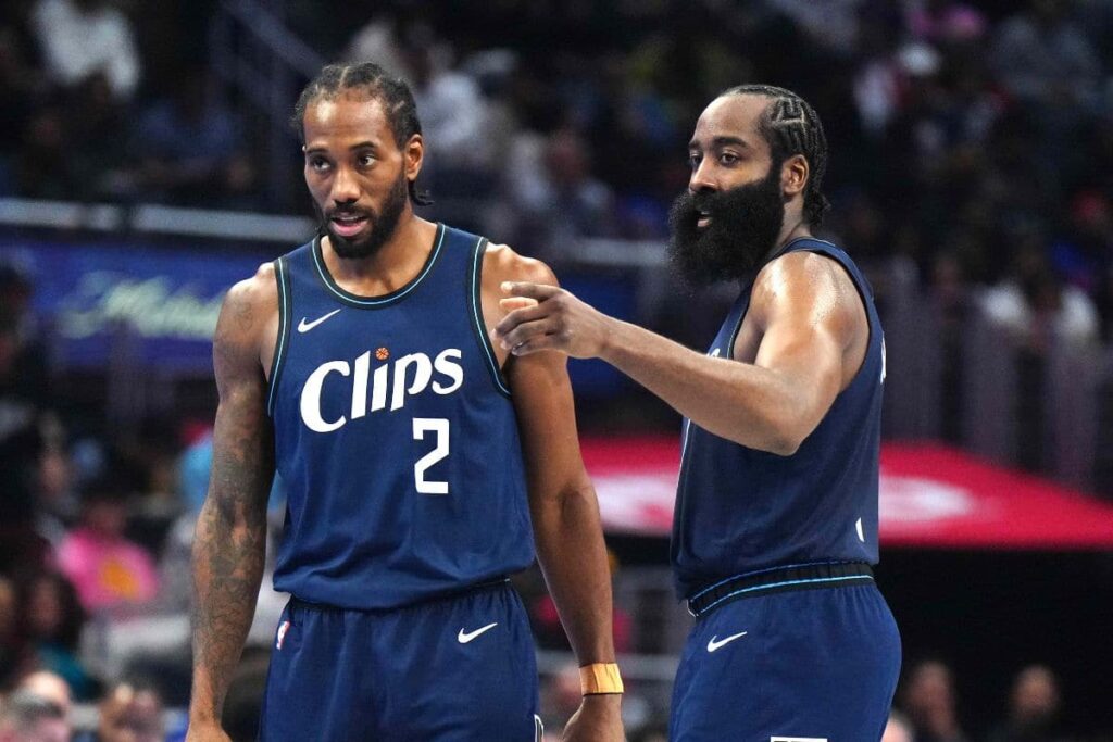 NBA: sa&uacute;de de James Harden e Kawhi Leonard vira dor de cabe&ccedil;a nos Clippers