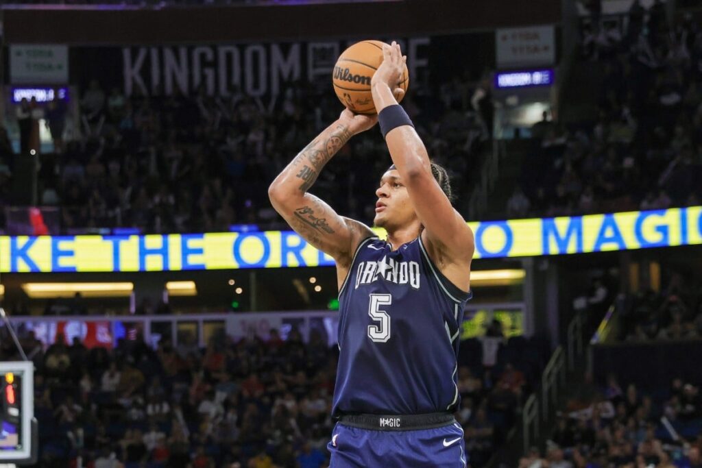 Paolo Banchero quebra feiti&ccedil;o dos Bulls em vit&oacute;ria do Magic na NBA