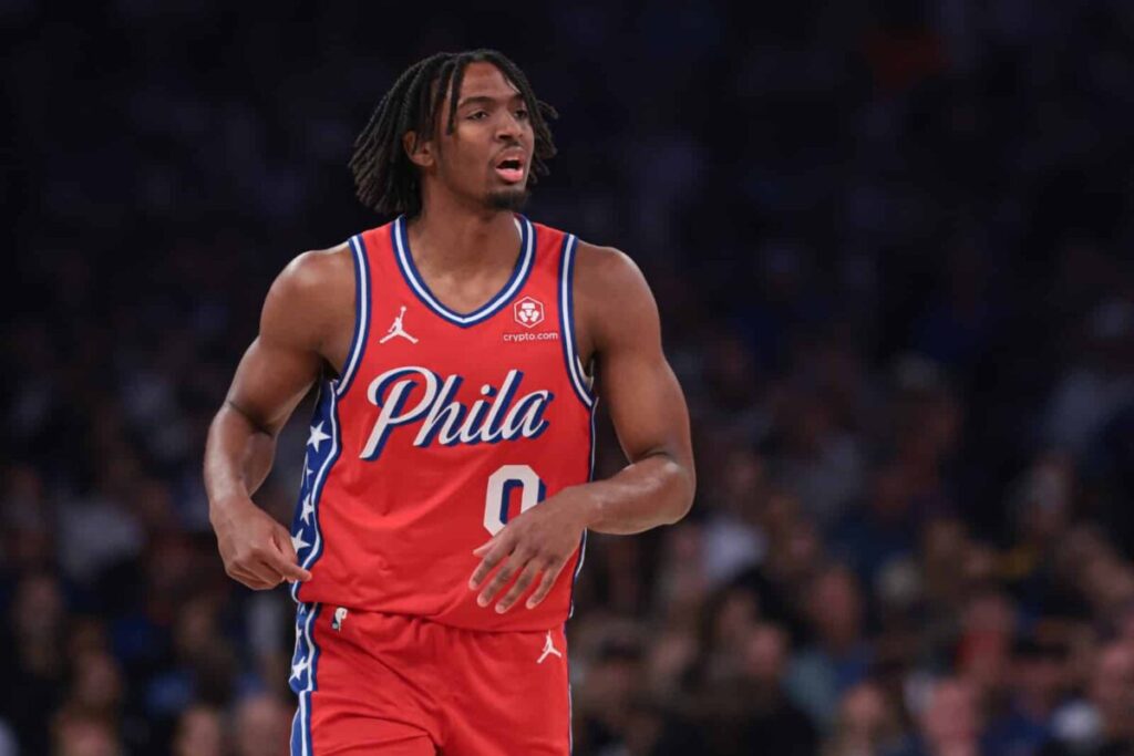 Tyrese Maxey desbanca favoritos e ganha importante pr&ecirc;mio na NBA