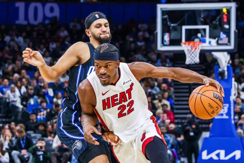 NBA: briga acirrada por playoffs garante &uacute;ltima semana tensa no Leste