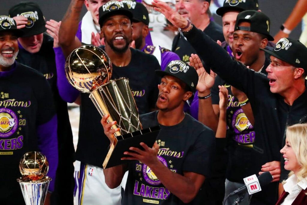 Campe&atilde;o da NBA pelos Celtics e Lakers, Rajon Rondo anuncia aposentadoria