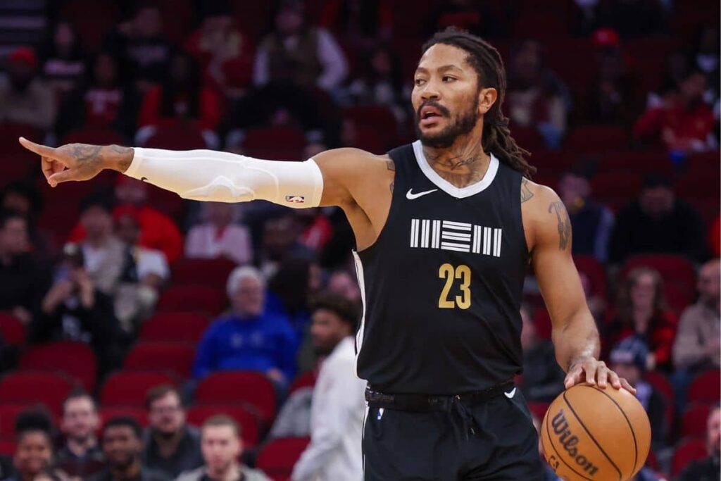NBA: De volta! Derrick Rose deve retornar &agrave;s quadras em breve