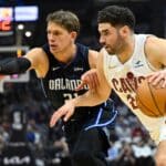 NBA Playoffs: Donovan Mitchell d&aacute; show e Cavs largam na frente contra o Magic