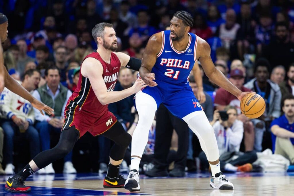 NBA: Embiid decide, 76ers vencem Heat e garantem vaga nos playoffs