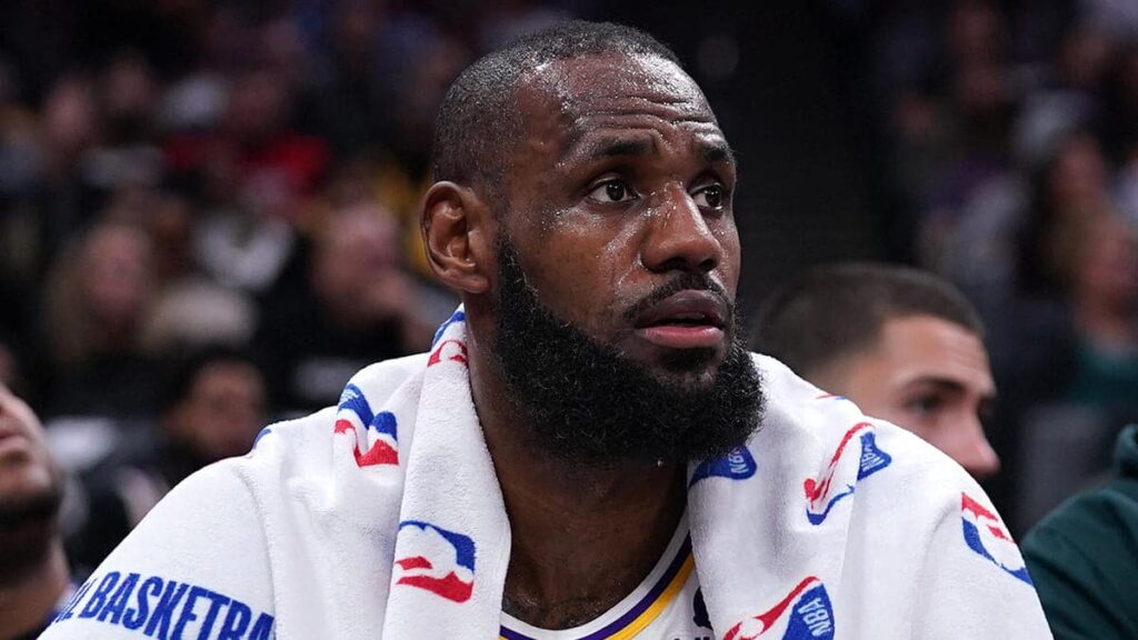Sem LeBron James, Lakers perdem para Timberwolves em LA