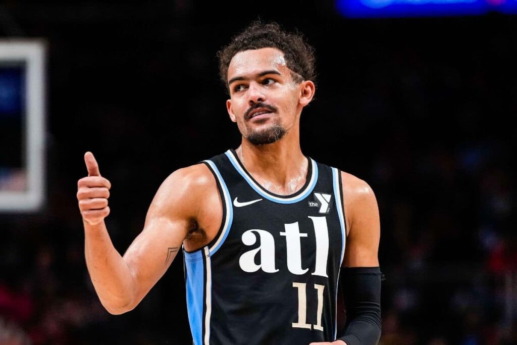 NBA: Trae Young volta a tempo de tentar &lsquo;salvar&rsquo; temporada dos Hawks
