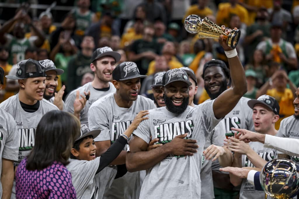 NBA Playoffs 2024: Celtics atropelam Pacers por 4 a 0 e classificam para final