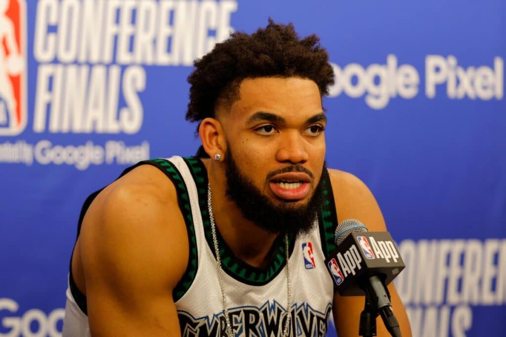 Karl-Anthony Towns &eacute; &lsquo;desmascarado&rsquo; por ex-jogadores da NBA: &lsquo;Papo furado&rsquo;