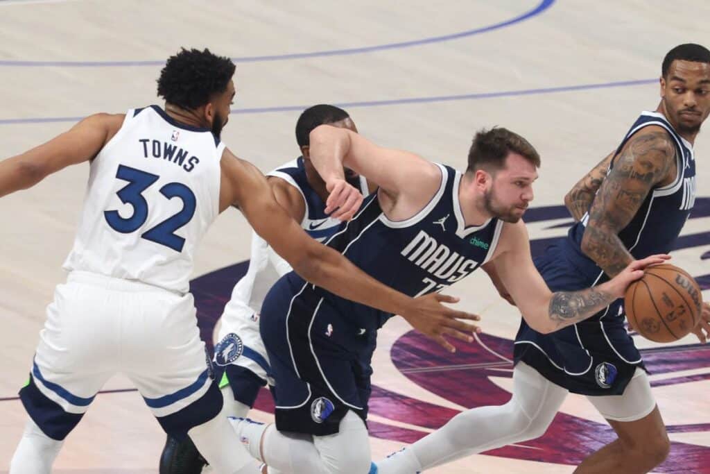 NBA Playoffs 2024: Doncic conduz Mavericks &agrave; vit&oacute;ria no Jogo 3 contra os Wolves