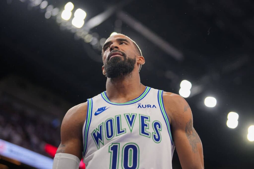 NBA Playoffs 2024: Jogador dos Wolves &eacute; eleito o &lsquo;companheiro de equipe&rsquo; do ano