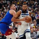 NBA Playoffs 2024: Edwards brilha e ajuda os Wolves garantirem a vit&oacute;ria no jogo 1 contra os Nuggets
