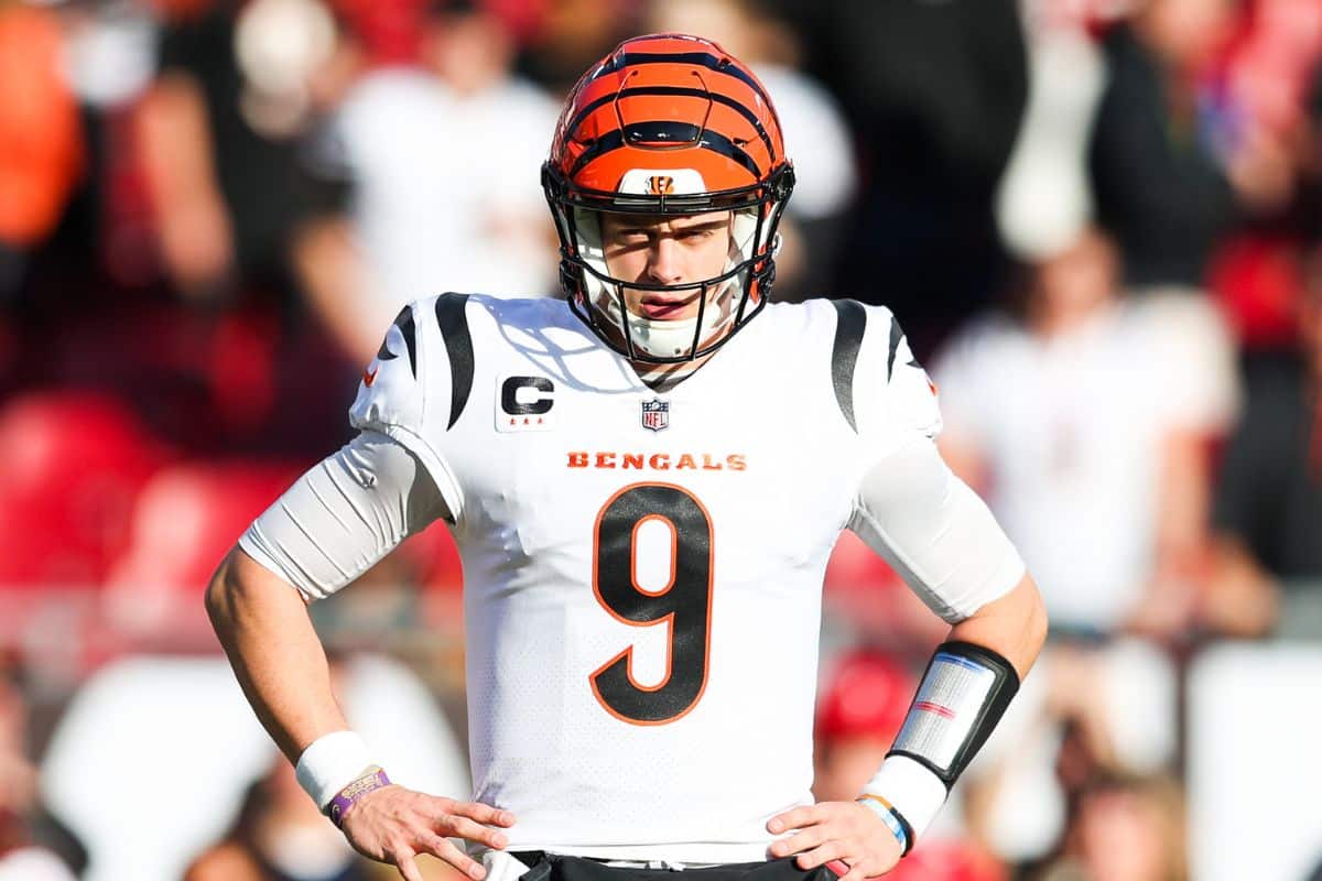 NFL: Joe Burrow, dos Bengals, retorna aos treinamentos para a temporada 2024