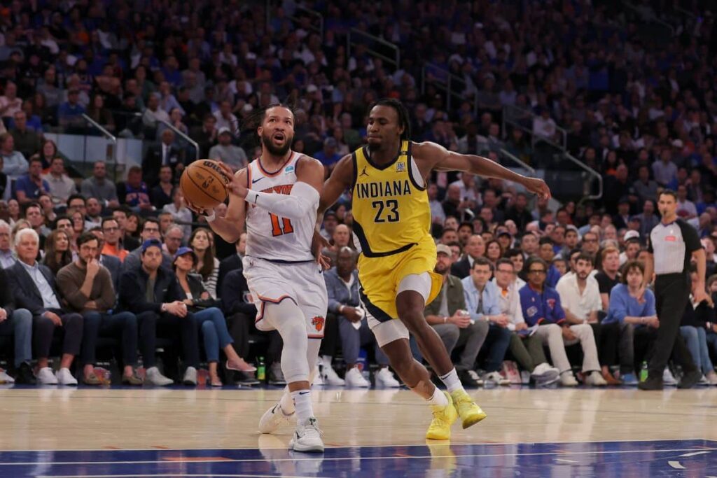 NBA Playoffs 2024: Jalen Brunson iguala feito de Michael Jordan e Knicks vencem Pacers no Jogo 1