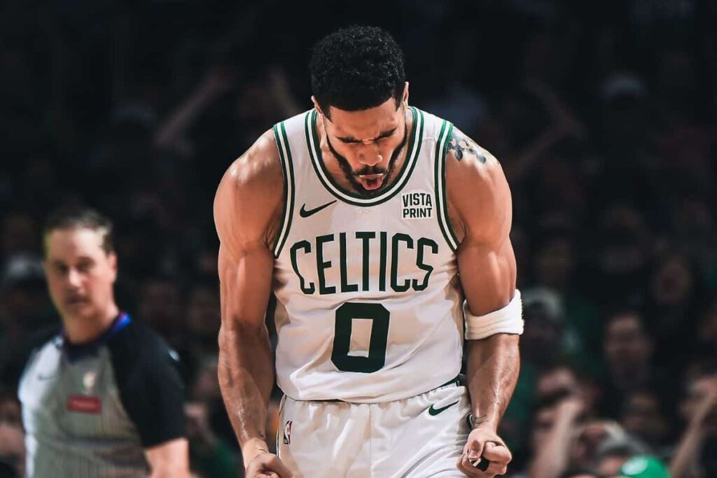 NBA Playoffs 2024: Na prorroga&ccedil;&atilde;o, dupla dos Celtics vira contra Pacers e vencem jogo 1