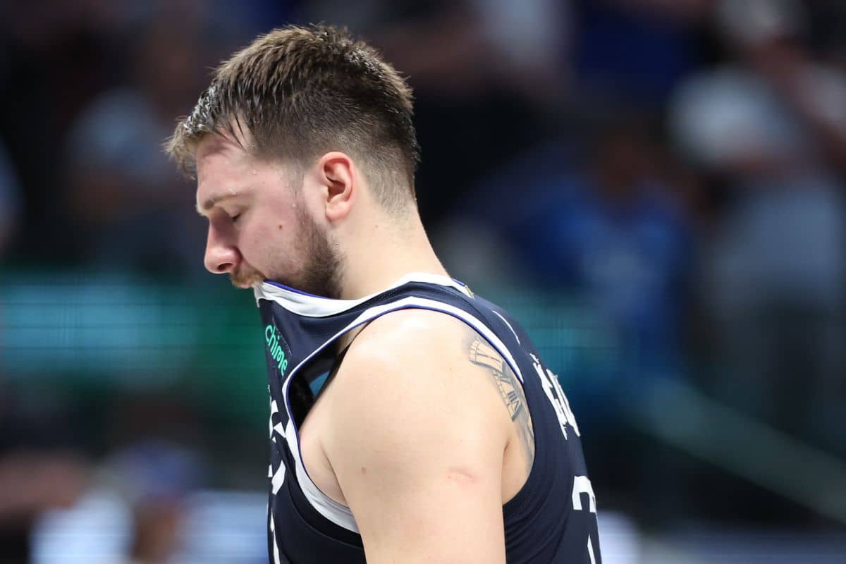 Doncic se irrita ap&oacute;s derrota para Wolves no NBA Playoffs: &lsquo;Que mentalidade?&rsquo;