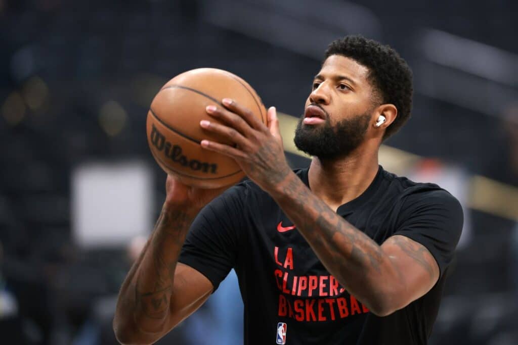Mercado NBA: 76ers est&atilde;o dispostos a cobrir oferta dos Clippers por Paul George
