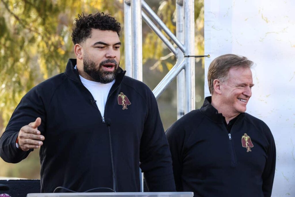 NFL: Veterano dos Steelers, Cameron Hayward falta ao treino e amea&ccedil;a perman&ecirc;ncia no time