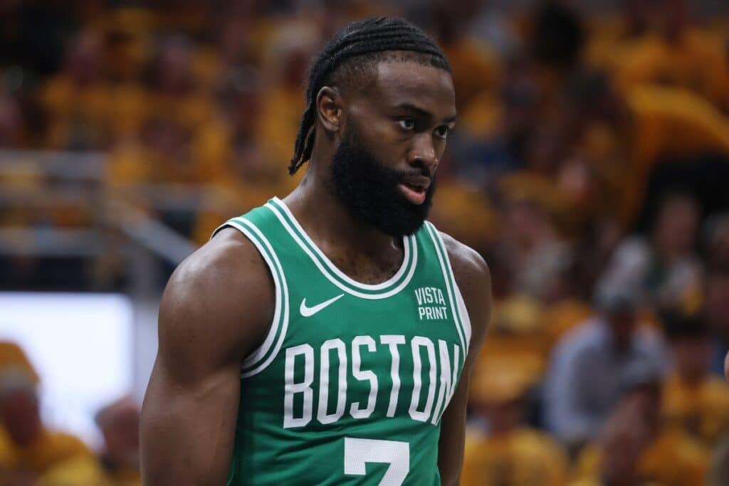 De palestrante em Harvard &agrave; MVP dos Celtics: Jaylen Brown &eacute; o canivete su&iacute;&ccedil;o do time
