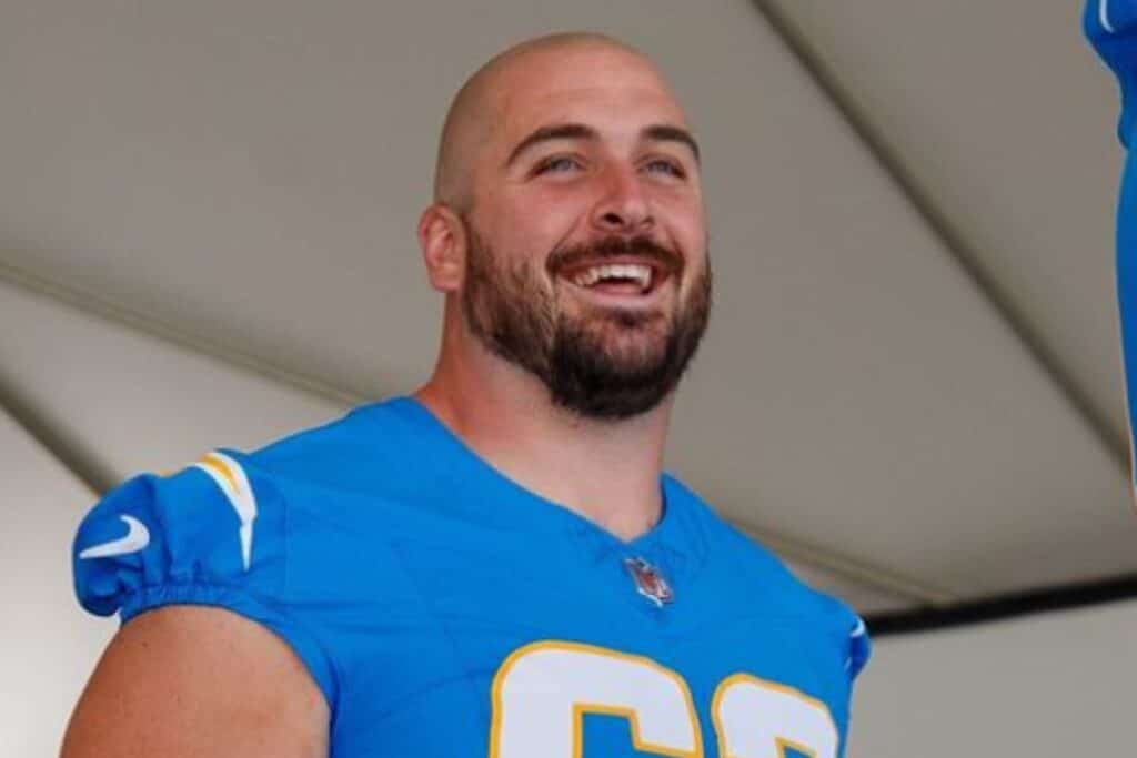 NFL: Chargers dispensam Corey Linsley e aposentadoria deve ser op&ccedil;&atilde;o