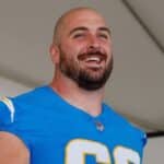 NFL: Chargers dispensam Corey Linsley e aposentadoria deve ser opção