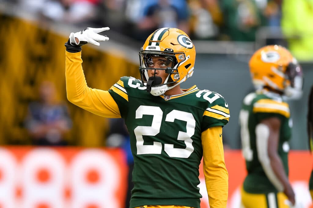 Cornerback do Green Bay Packers, Jaire Alexander surpreende f&atilde; brasileiro da NFL